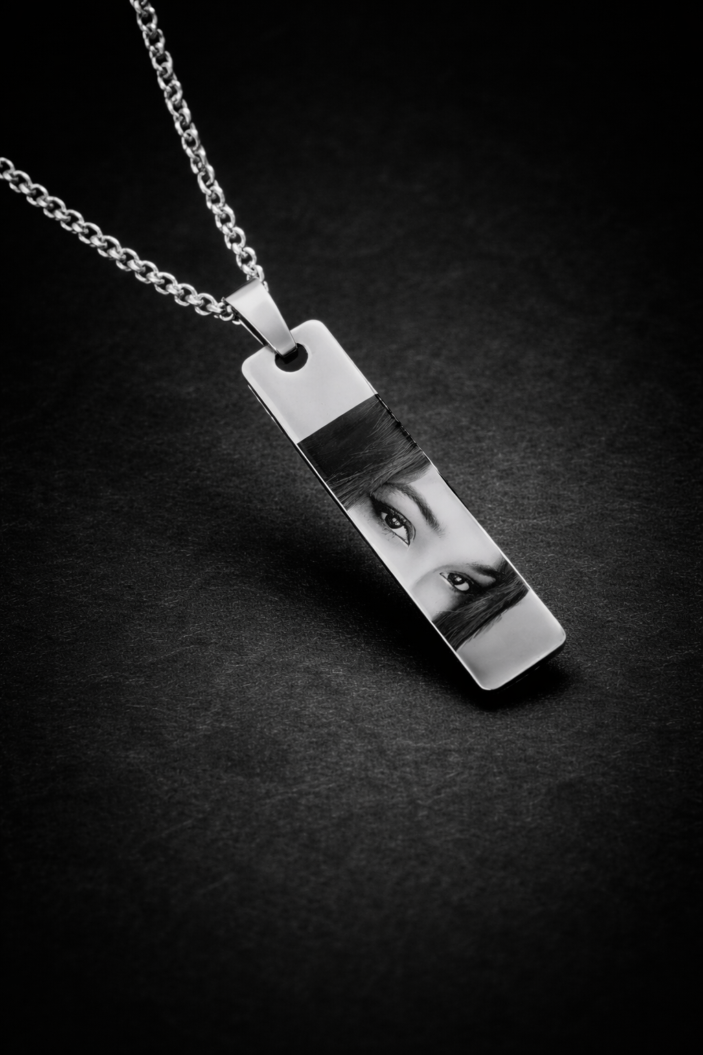 Custom Engraved Eyes Necklace – Personalized Vertical Silver Pendant