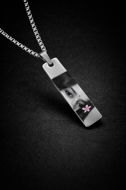 Custom Engraved Eyes Necklace – Personalized Vertical Silver Pendant